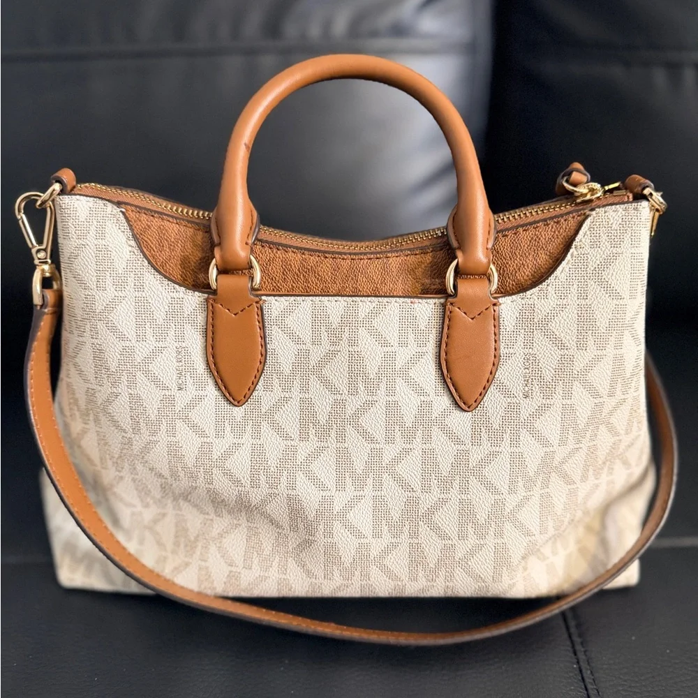 Michael Kors Mini Satchel Crossbody Vanilla MK Signature Brown Leather - Picture 5 of 8